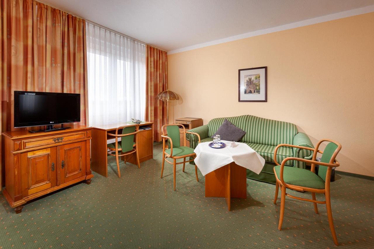 Hotel Horizont GmbH Neubrandenburg Exterior foto